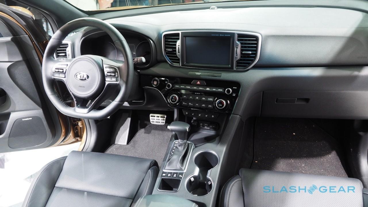 2017-kia-sportage-13