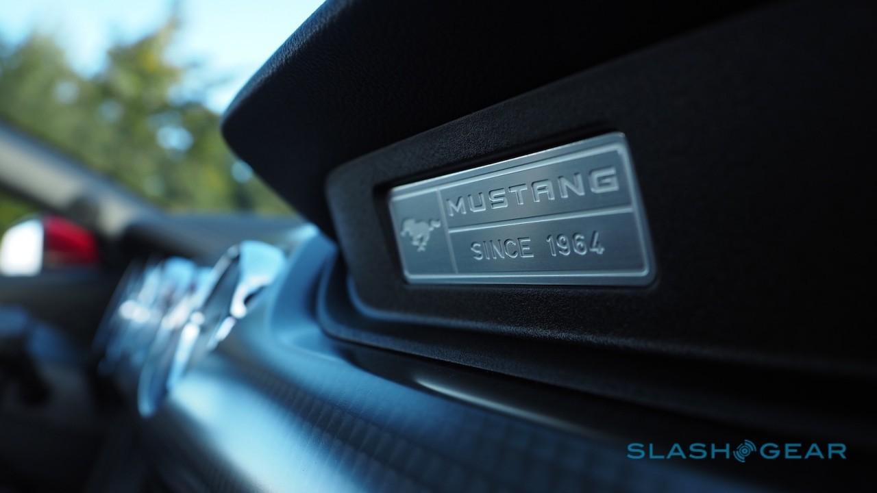 2015-ford-mustang-gt-sg-15