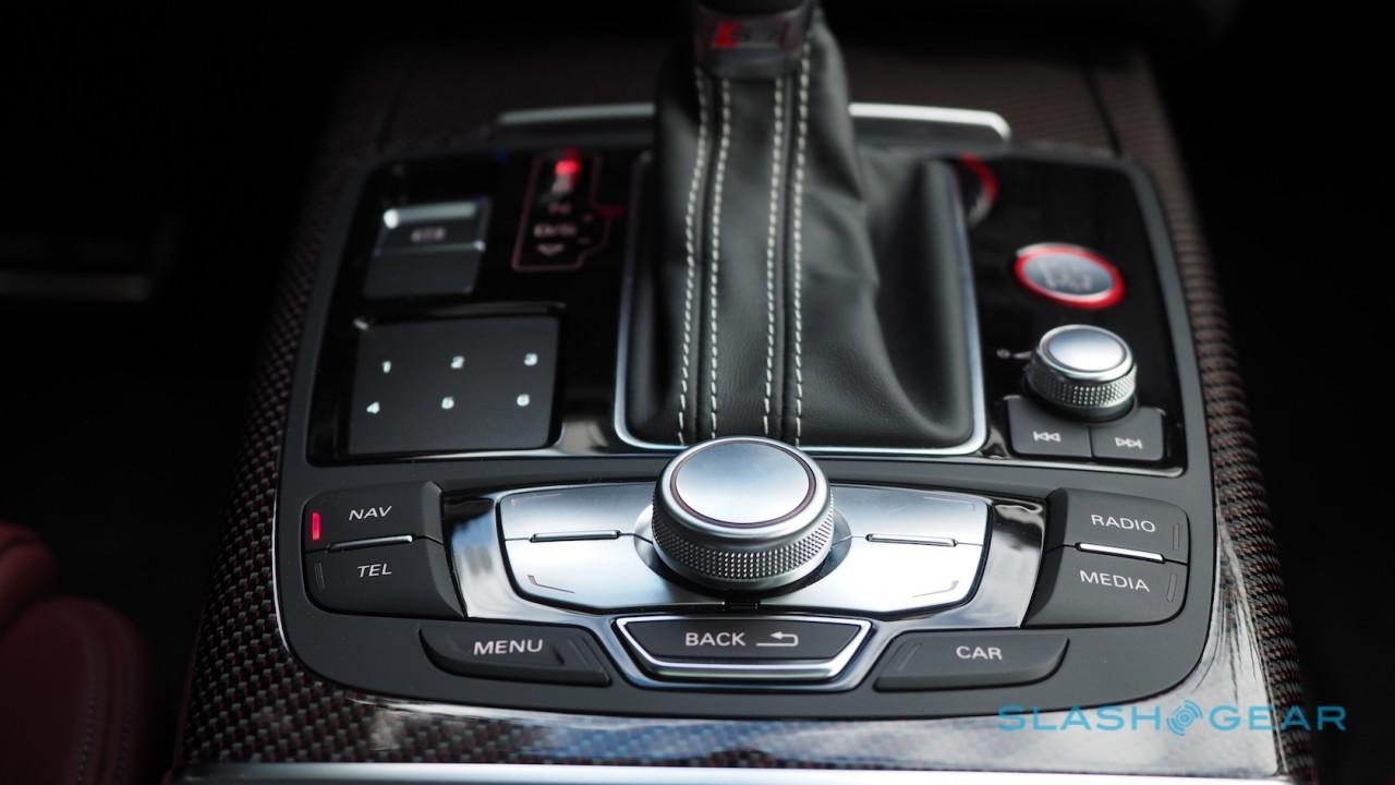 2016-audi-s7-18