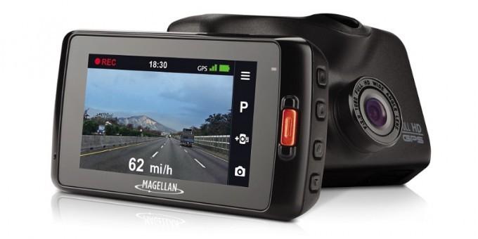 The Magellan MiVue 420 features lane departure and collision avoidance warnings, ultra high definition recording, and a wide angle lens that increases driver peace of mind and safety. (PRNewsFoto/Magellan)