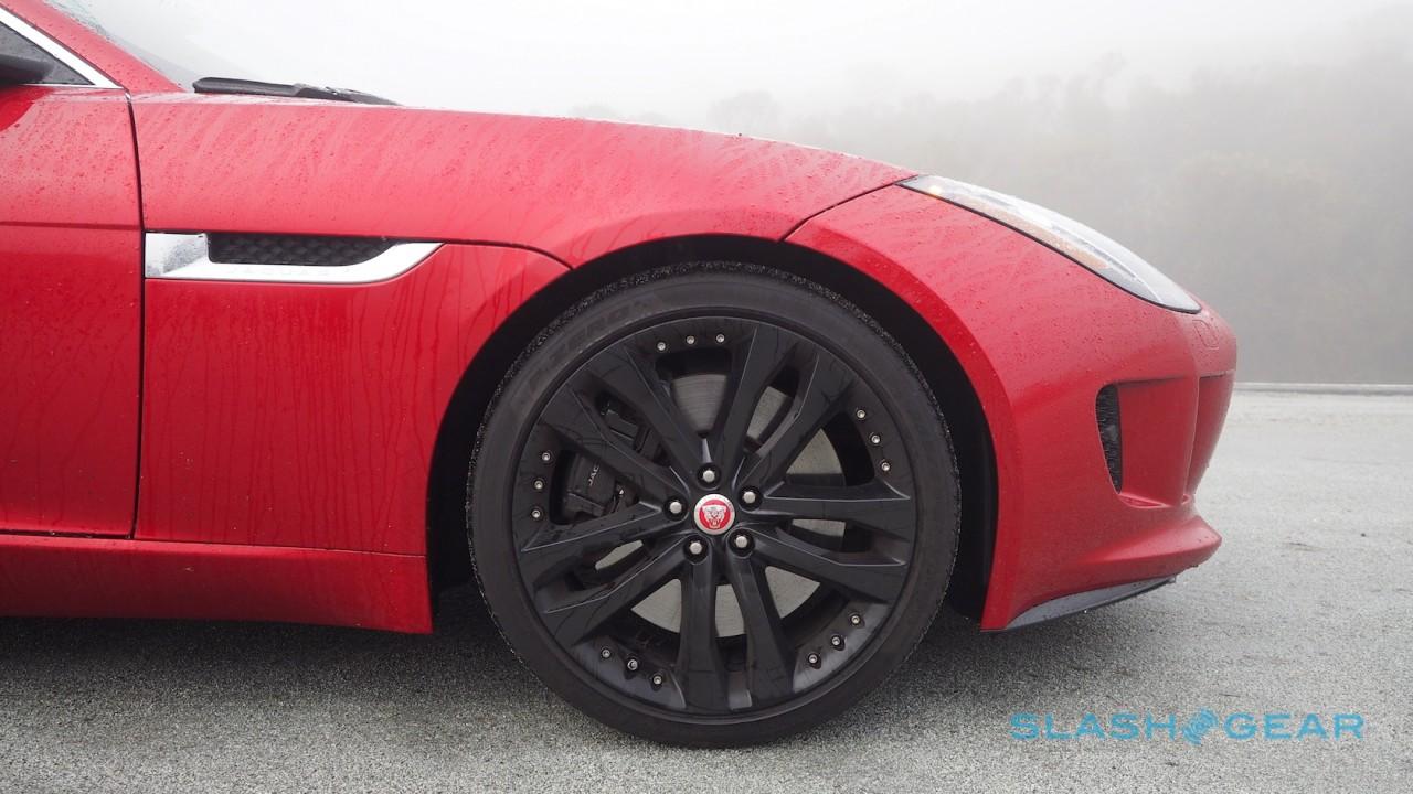 2016-jaguar-f-type-coupe-review-1