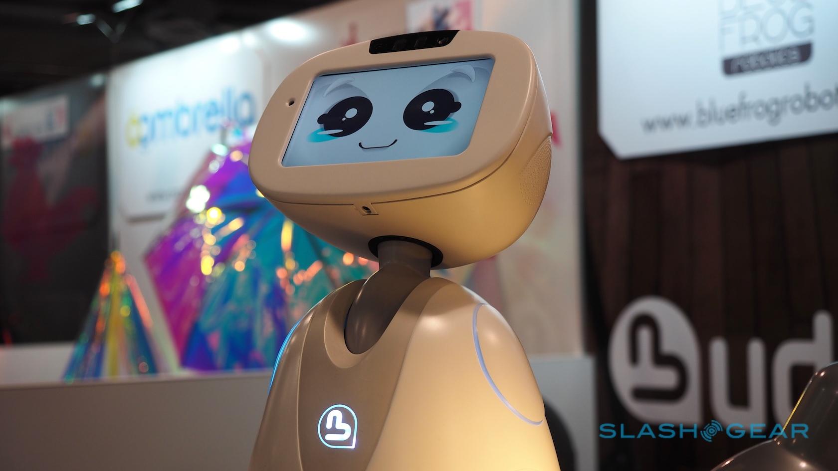 buddy-robot-ces-2016-7