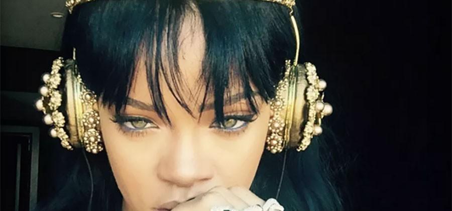 D&G Swarovski Crystal headphones are Rihanna’s favorites