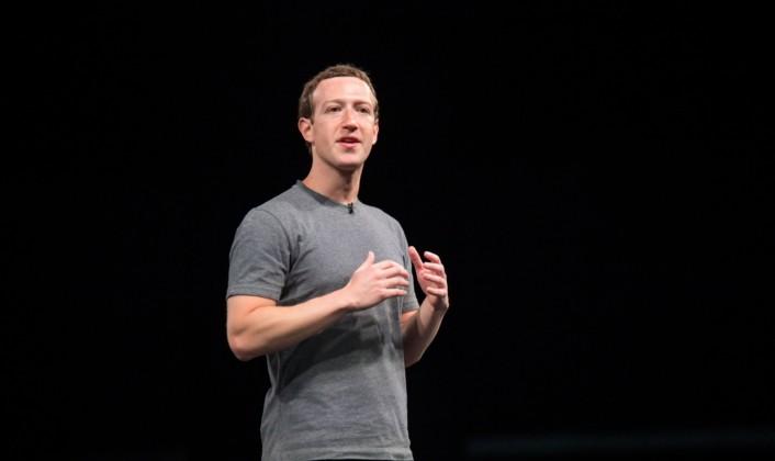 Zuckerberg at Samsung UNPACKED: VR is the next social