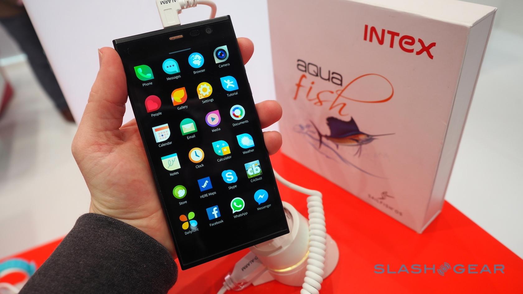 jolla-aqua-fish-intex-hands-on-sg-2