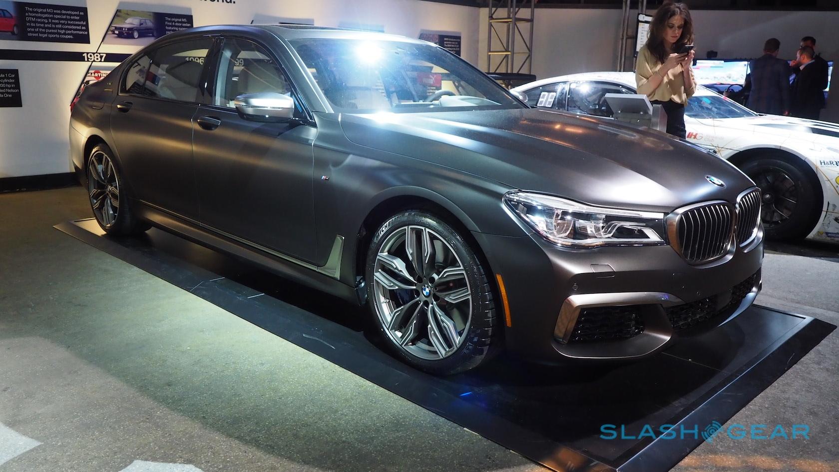 2017-bmw-m760i-xdrive-0