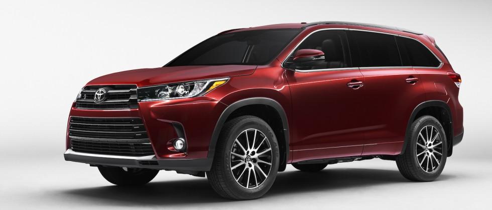 Toyota’s 2017 Highlander adds eight seat option and new V6