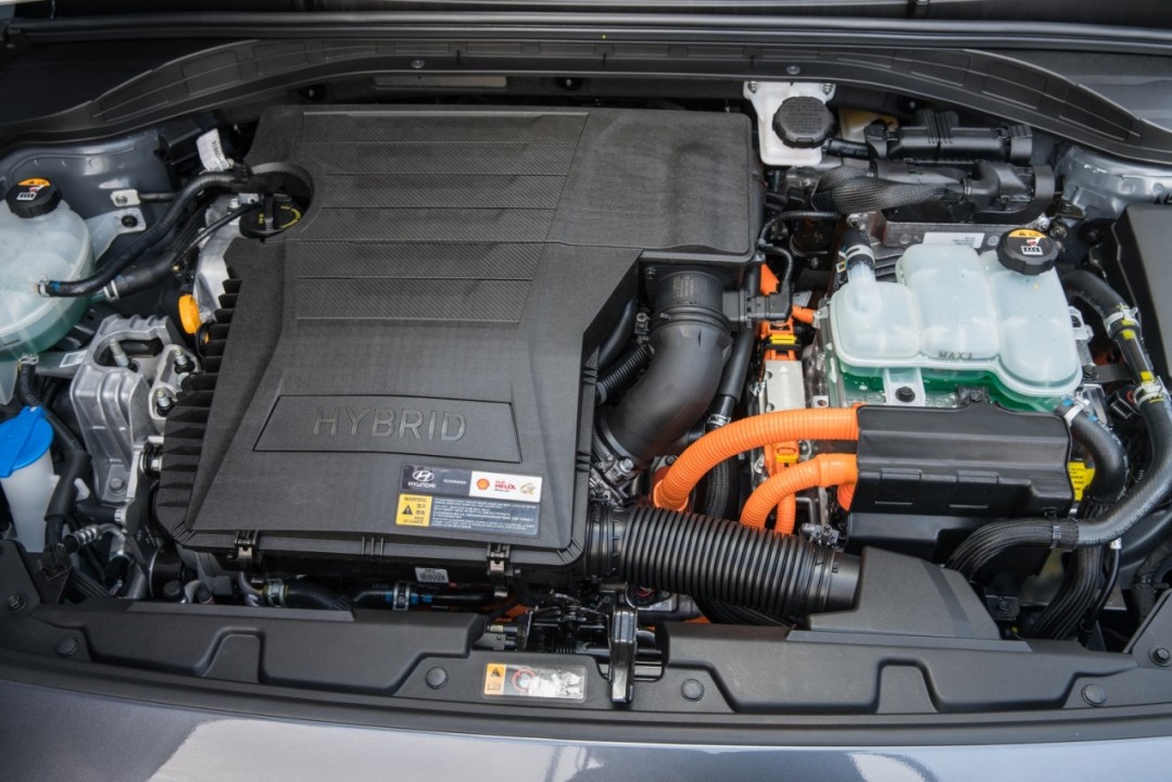 hyundai-ioniq-2