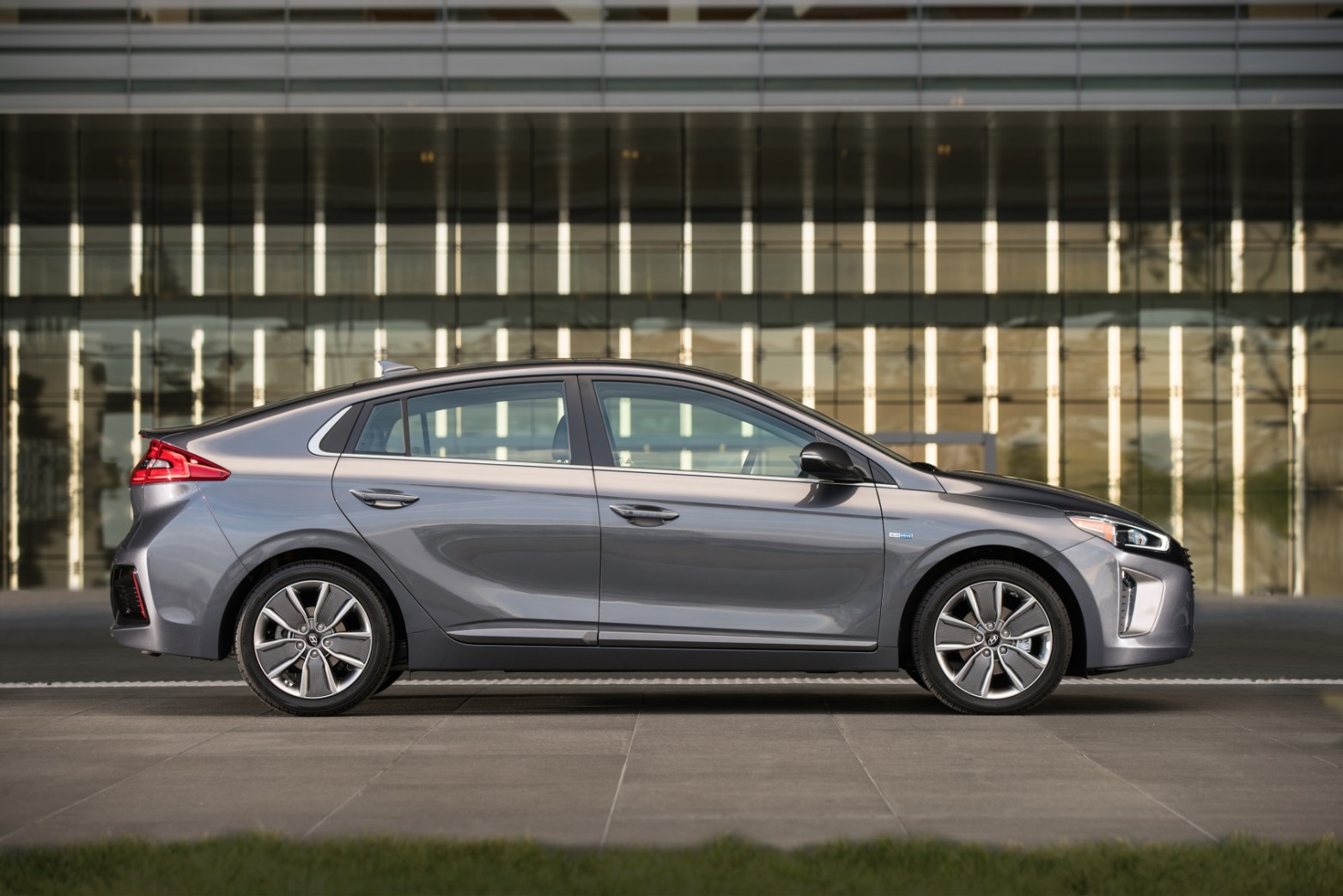 hyundai-ioniq-3