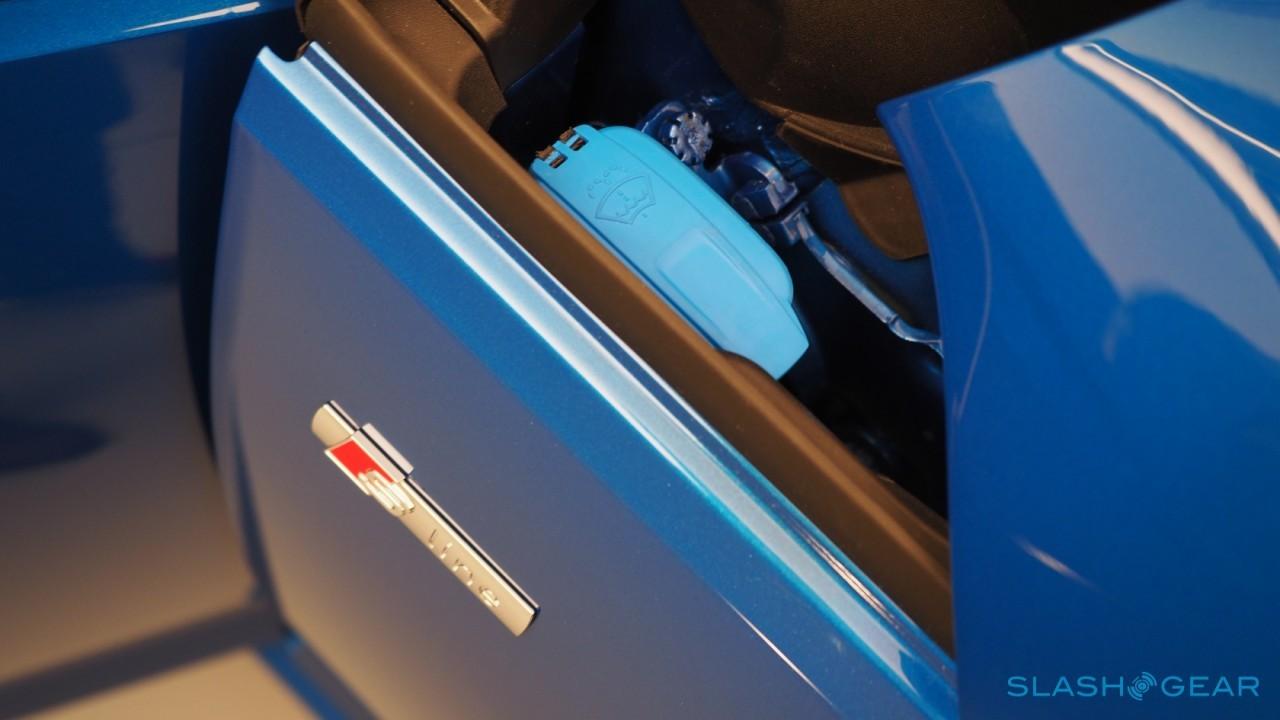 2017 Audi A4 WIindshield refill