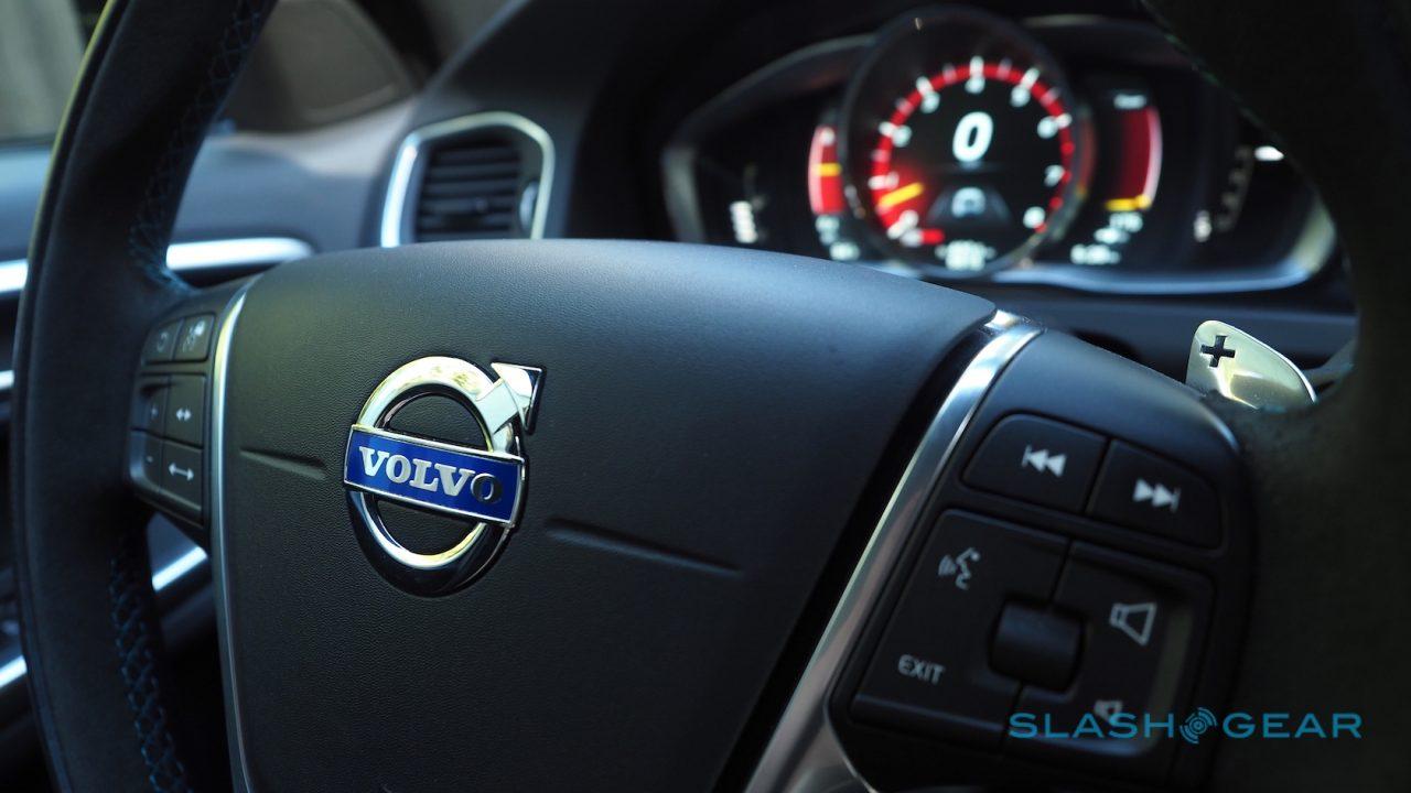 2016-volvo-v60-polestar-t6-15
