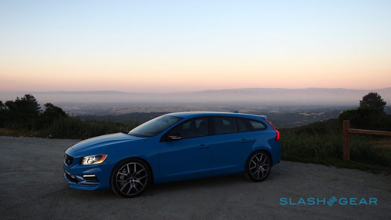 2016-volvo-v60-polestar-t6-25