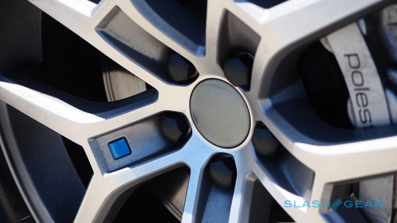 2016-volvo-v60-polestar-t6-7