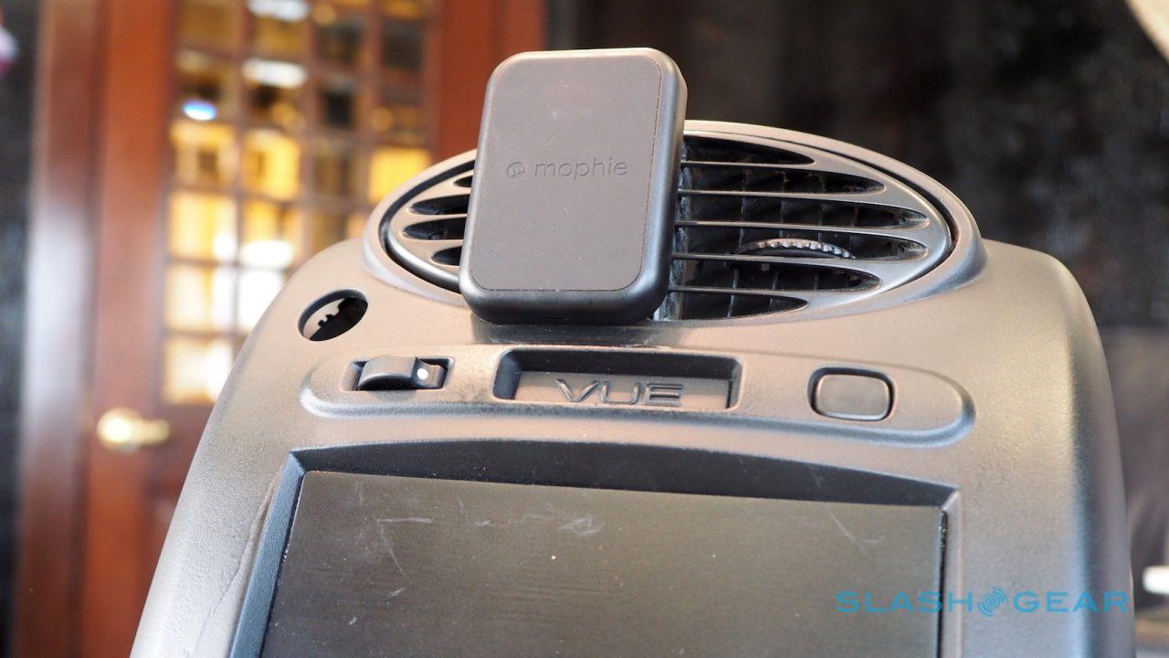 mophie-charge-force-wireless-cases-sg-0