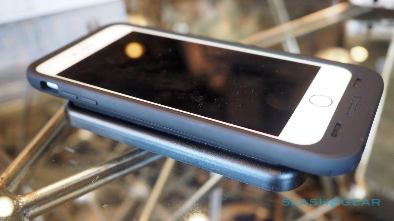 mophie-charge-force-wireless-cases-sg-2