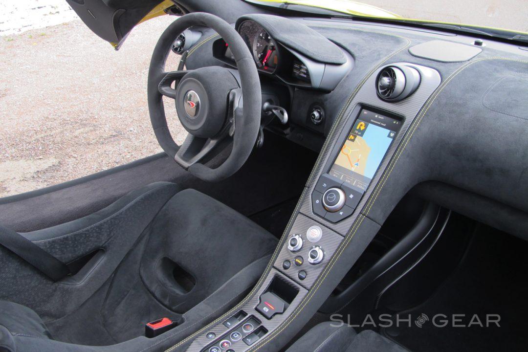 slashgear-mclaren-675LT-first-drive-reviewIMG_0803