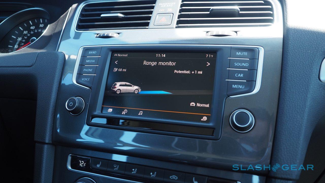 2016-volkswagen-e-golf-review-1