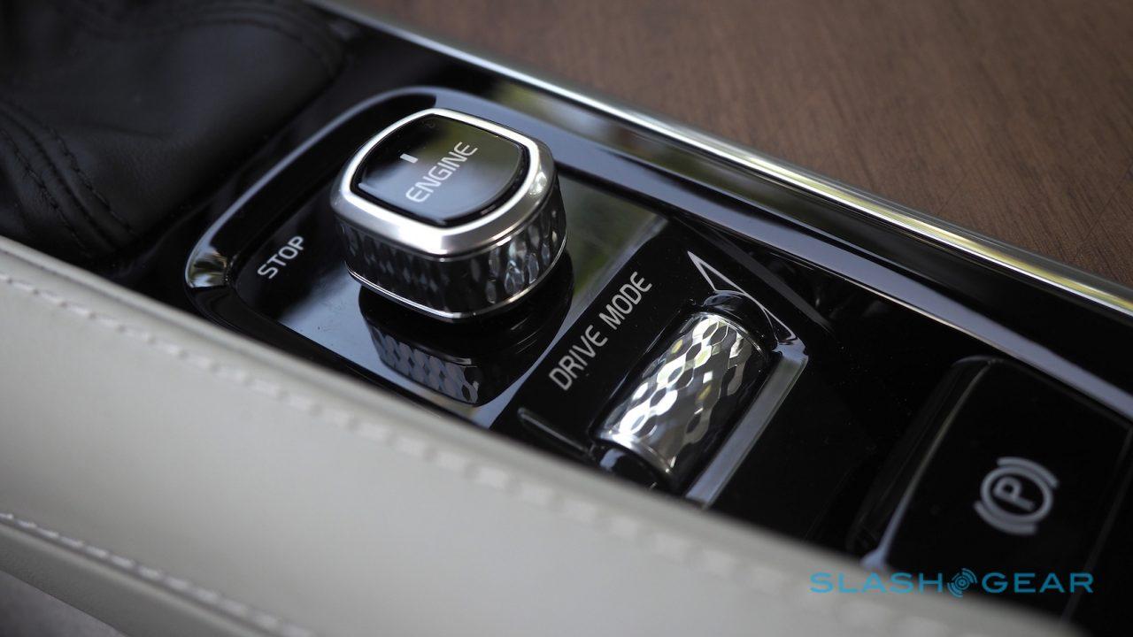 2017-volvo-s90-first-drive-37