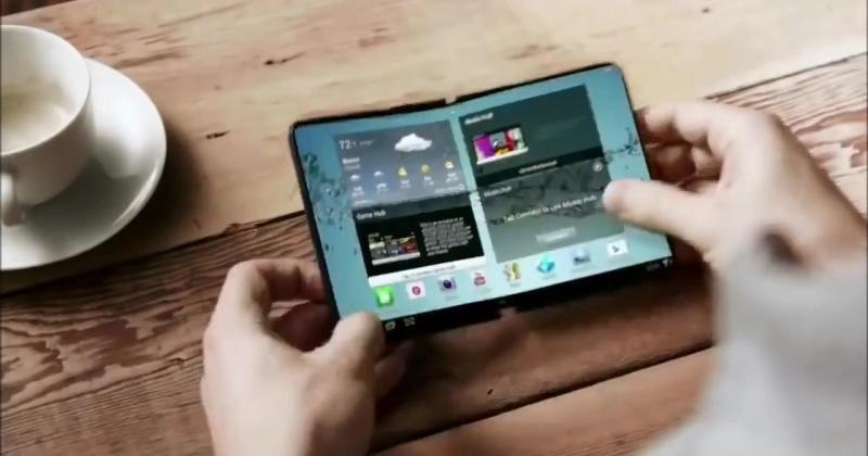 Samsung tipped to finally have a foldable smartphone in 2017