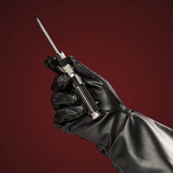 thinkgeek lightsaber