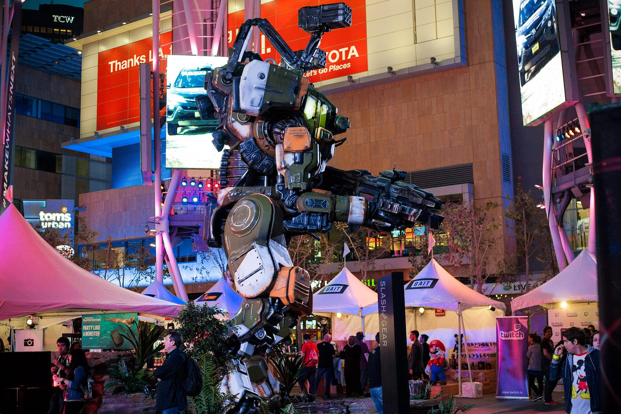 titanfall2_sideview