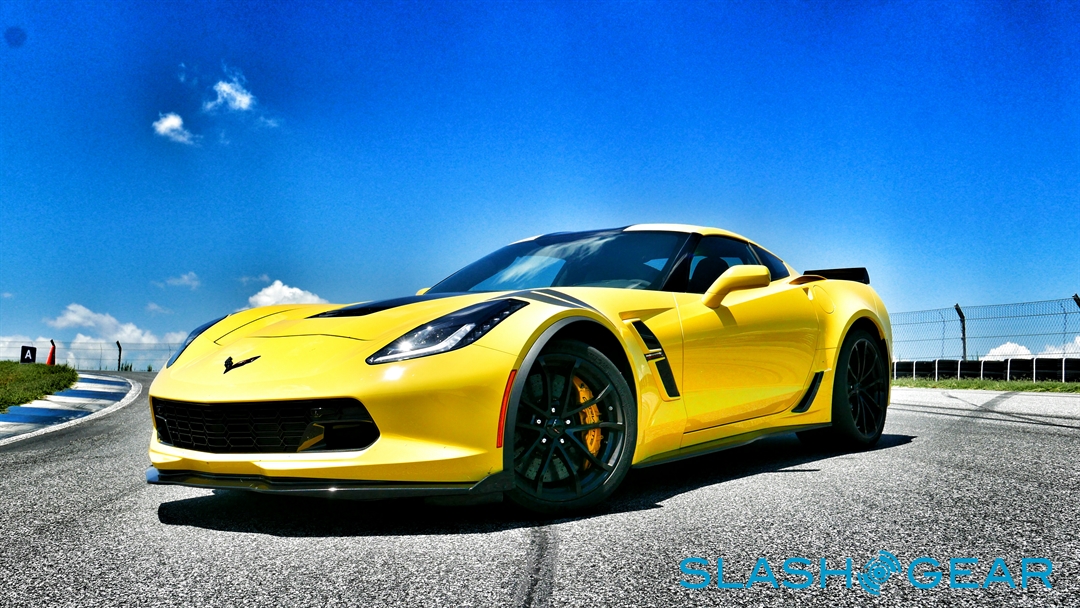 2017-Chevrolet-Corvette-Grand-Sport-review-photo-SlashGearr00012