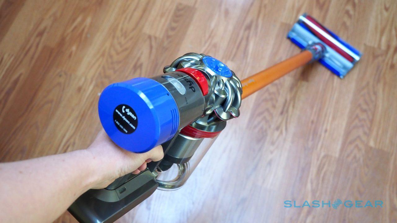 dyson-v8-absolute-vacuum-review-10