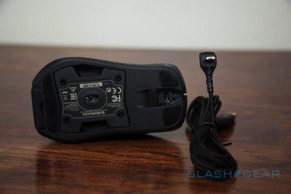 slashgear-steelseriesIMG_5558