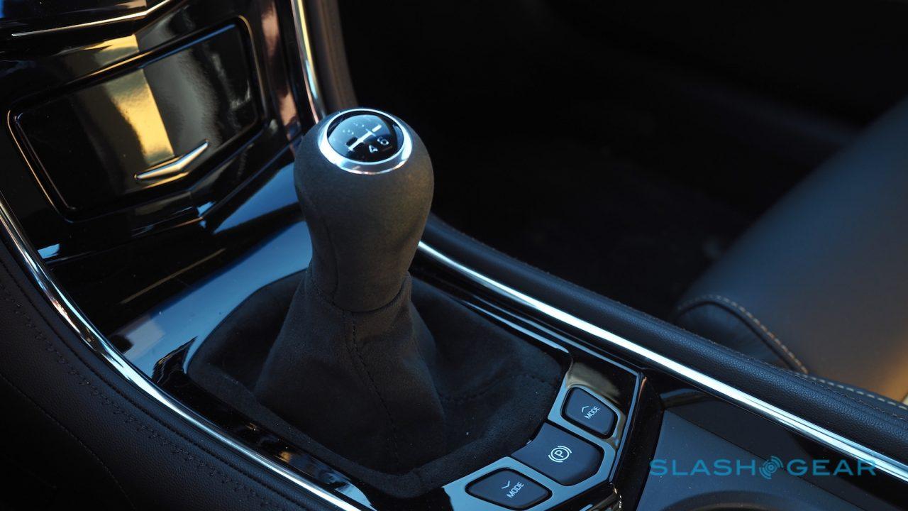 2016-cadillac-ats-v-review-13