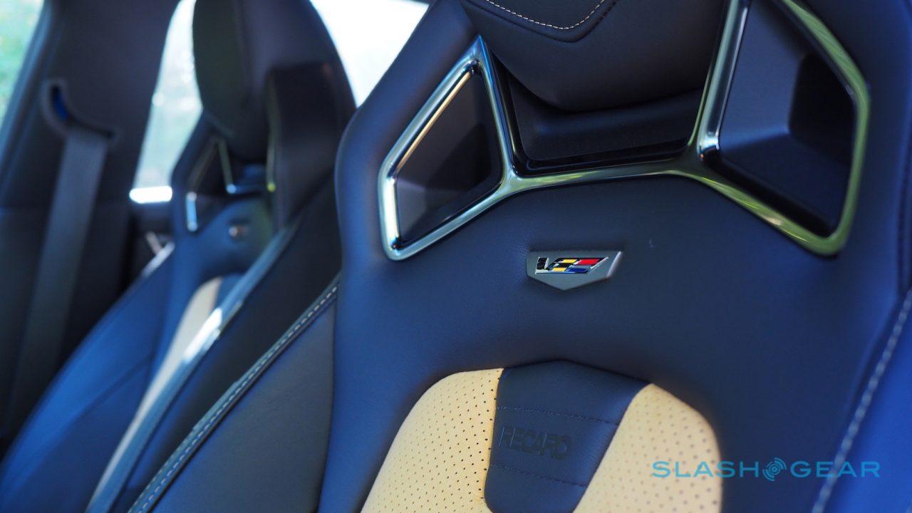 2016-cadillac-ats-v-review-22