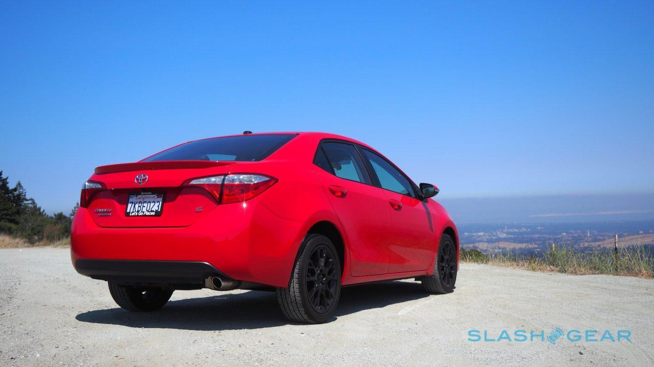 2016 Toyota Corolla S Review: The "S" is for sorta-sporty - SlashGear