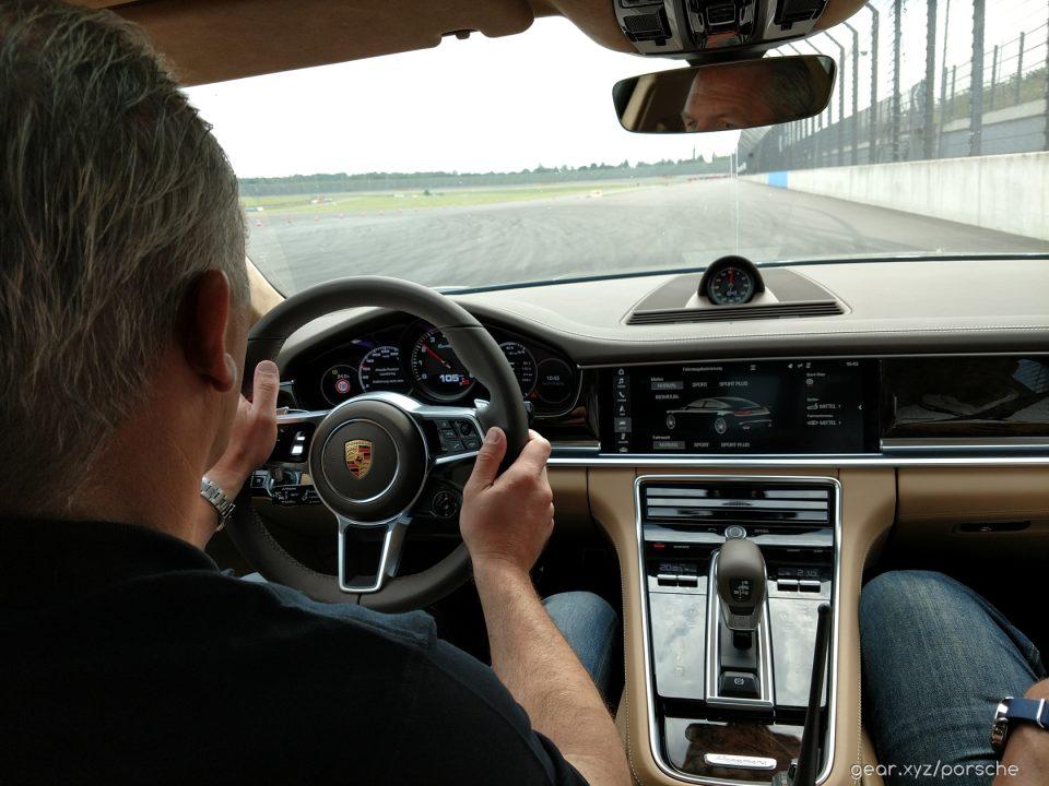 2017 Porsche Panamera Turbo