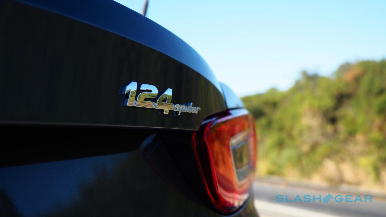 2017-fiat-124-spider-review-10