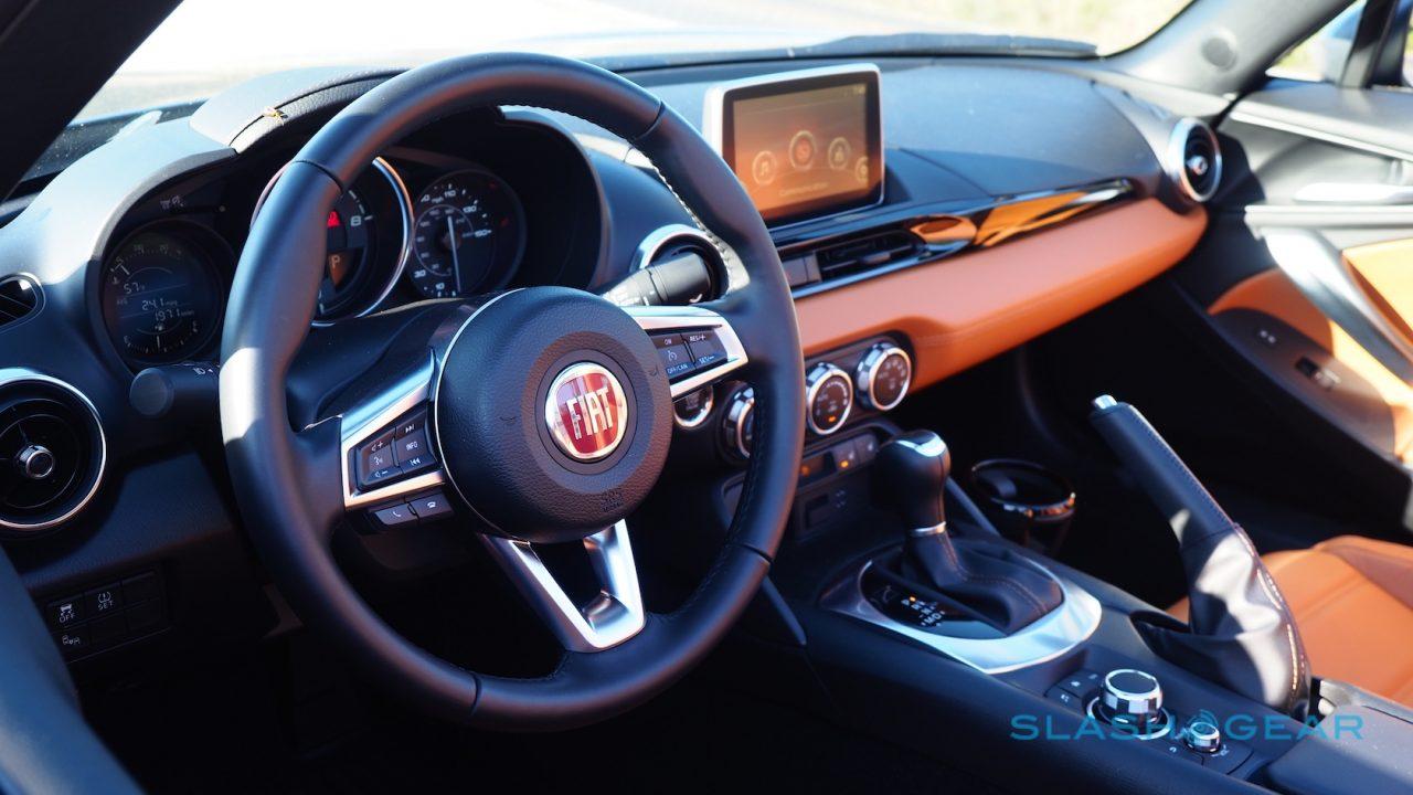 2017-fiat-124-spider-review-13