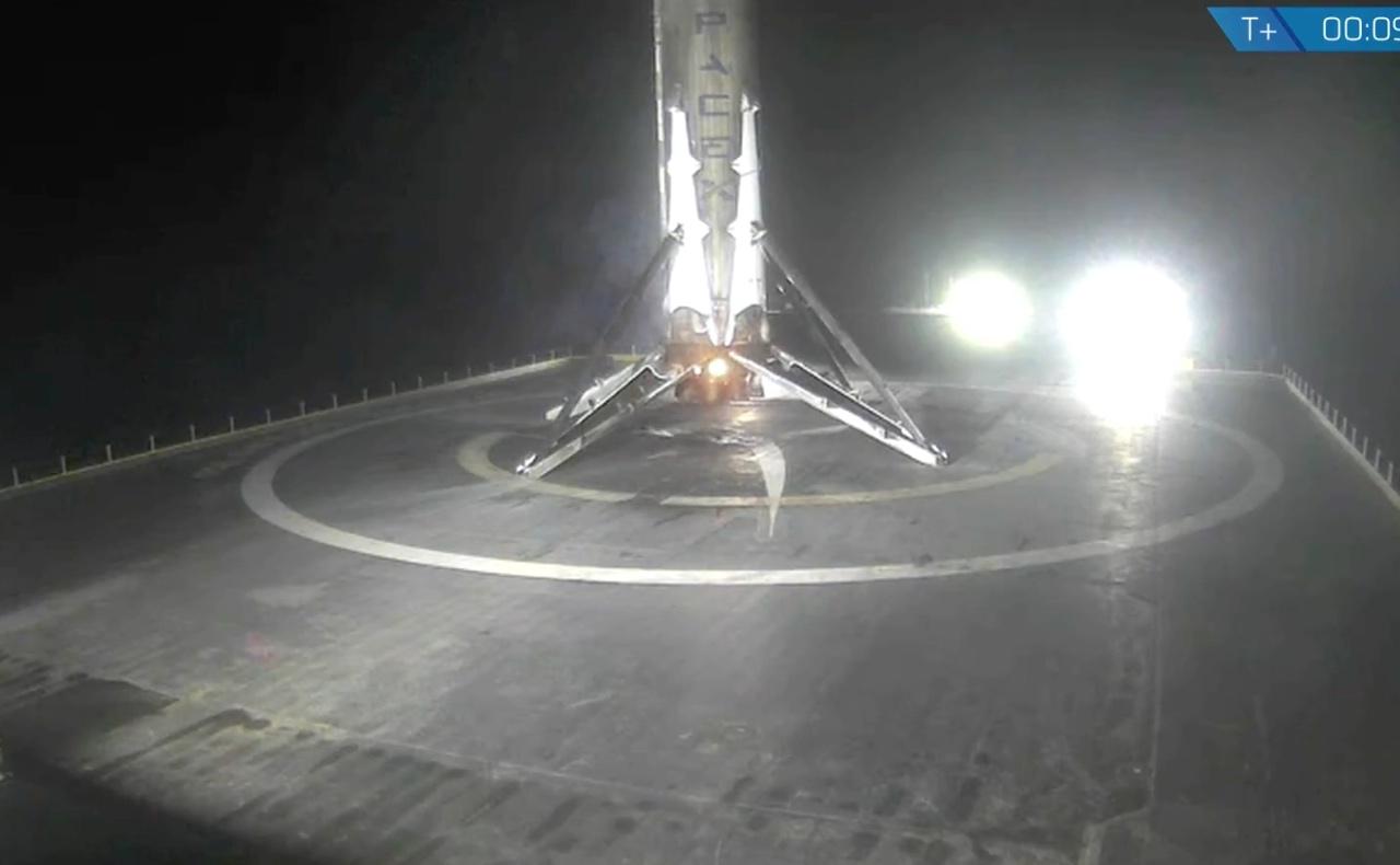 SpaceX lands sixth Falcon 9 rocket, fourth time at sea