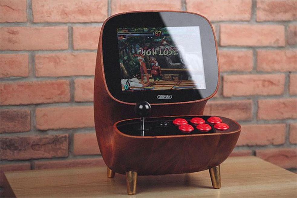 Curvy Retro Arcade Gaming Cabinet Is All 70s Class Slashgear