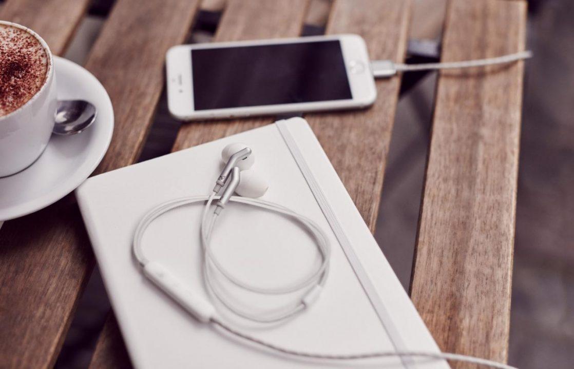 Libra_headphones24132-LOW