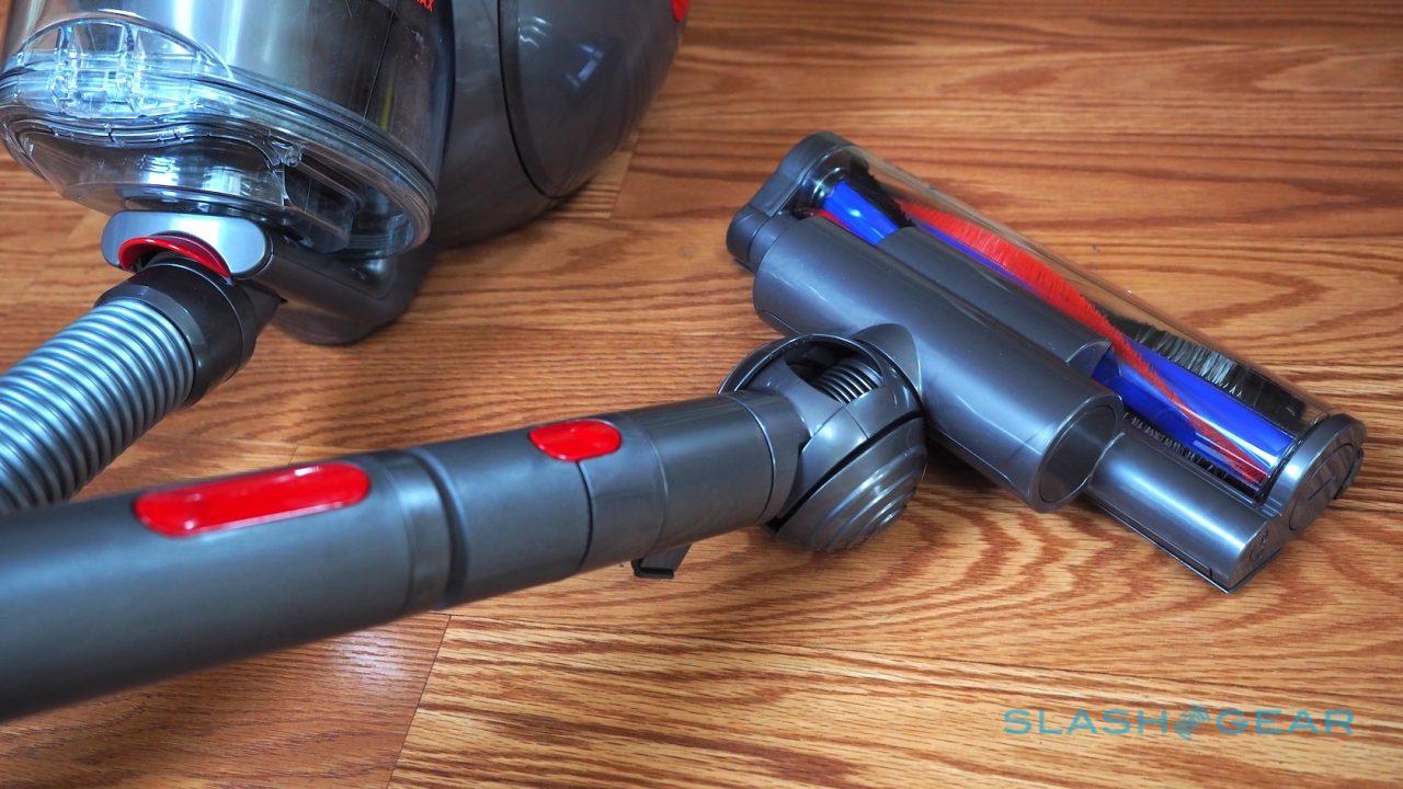 dyson-cinetic-big-ball-animal-vacuum-cleaner-review-7