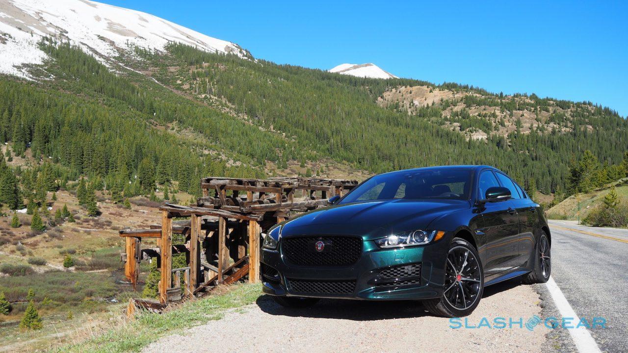 2017-jaguar-xe-35t-awd-r-sport-review-1