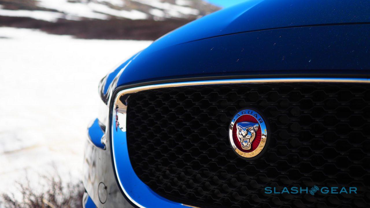 2017-jaguar-xe-35t-awd-r-sport-review-7