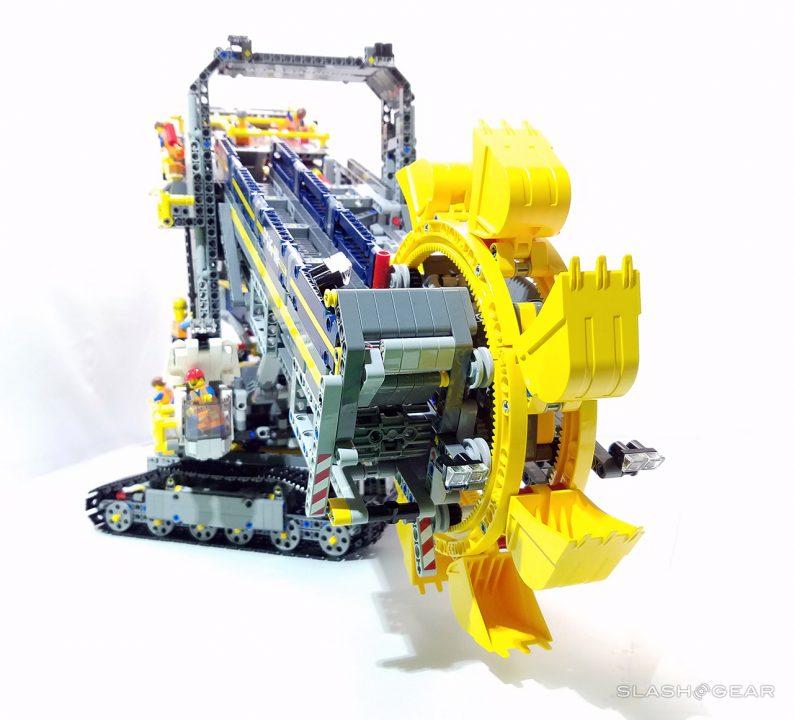 LEGO Bucket Wheel Excavator Review Biggest. Technic Set. Ever
