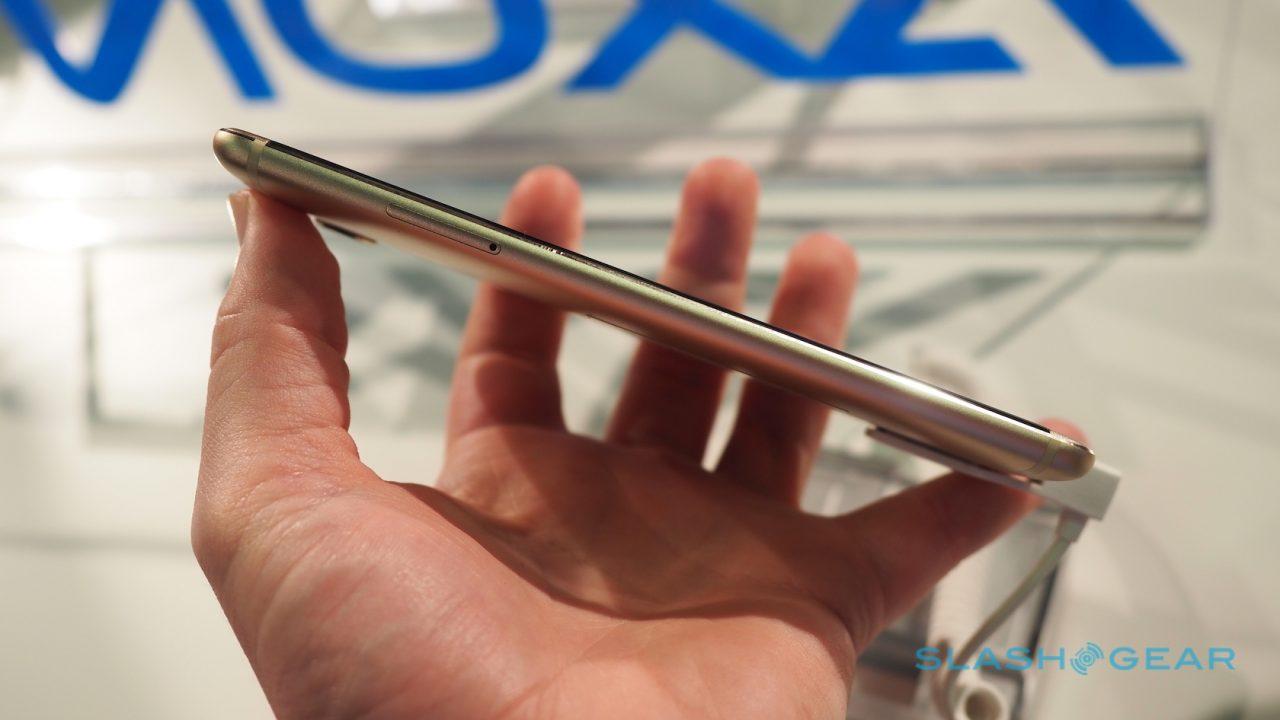 zte-axon-7-mini-sg-8