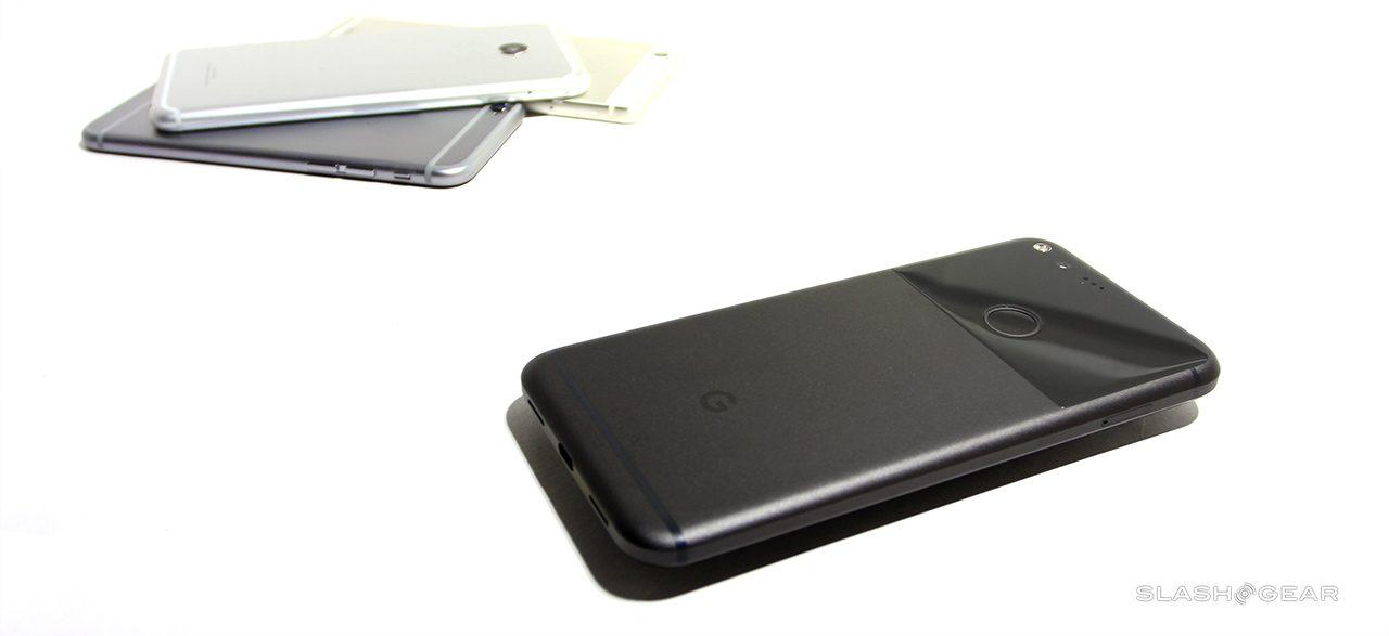 google_pixel_xl_together