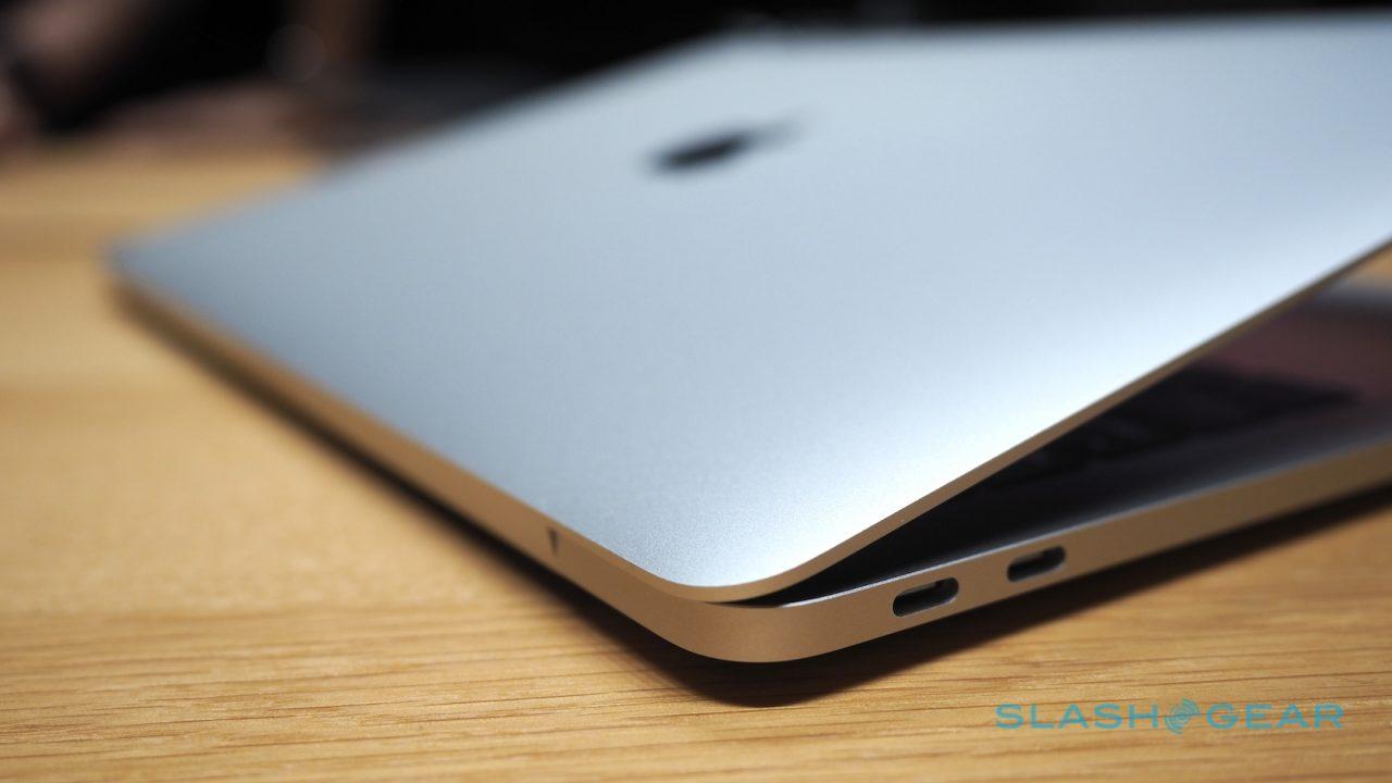 new-macbook-pro-hands-on-36
