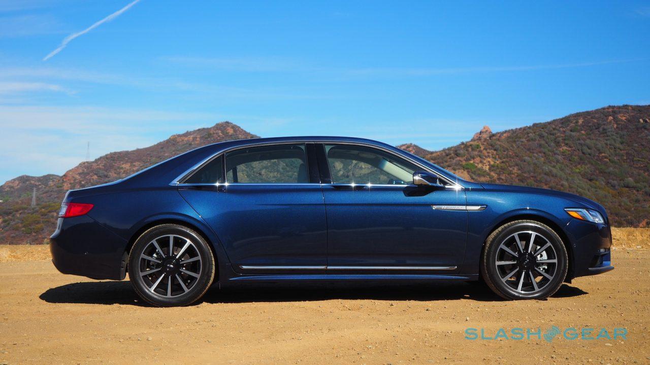2017-lincoln-continental-first-drive-10