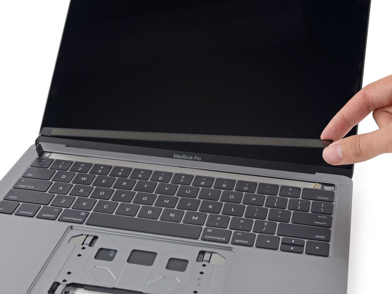 macbook-pro-touch-bar-teardown-2-copy