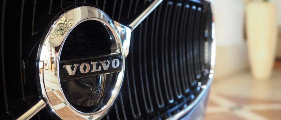 Volvo 90 Series cars get Skype for Business integration