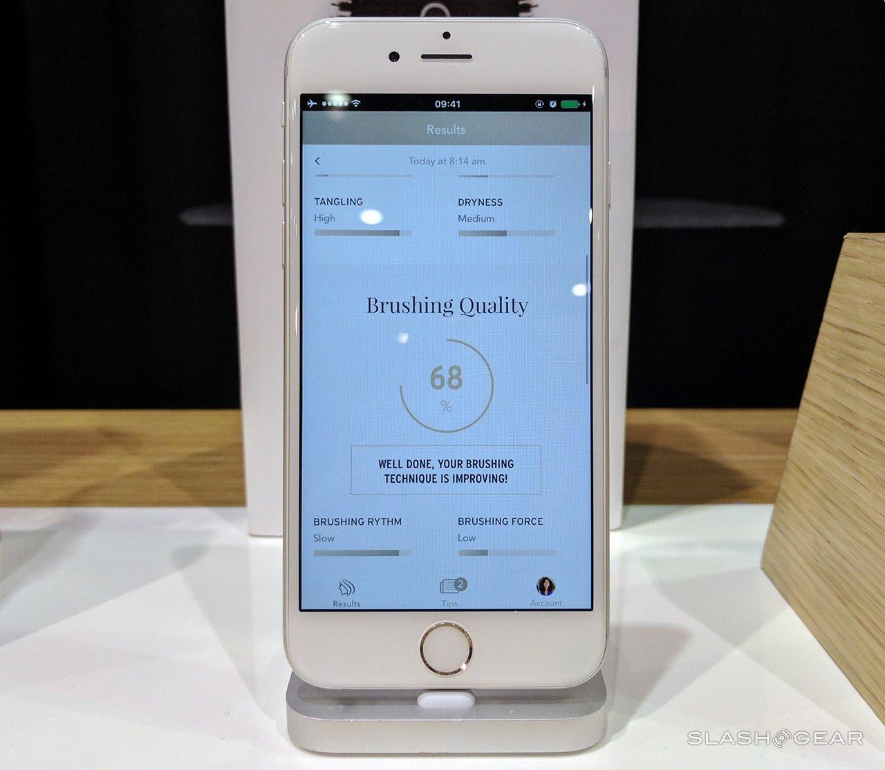 Withings Smart Hairbrush Hands On Listening To Your Broken Ends Slashgear