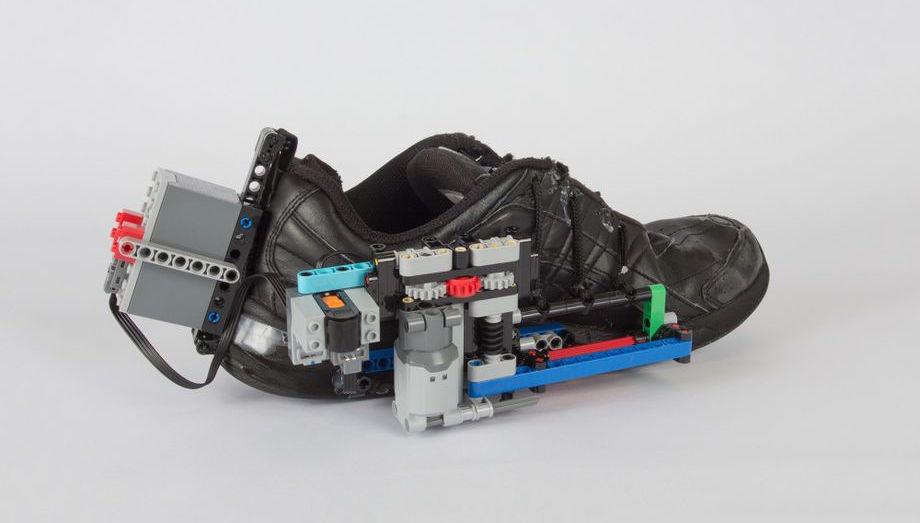DIY Lego self-lacing shoe one ups those self-lacing Nikes - SlashGear