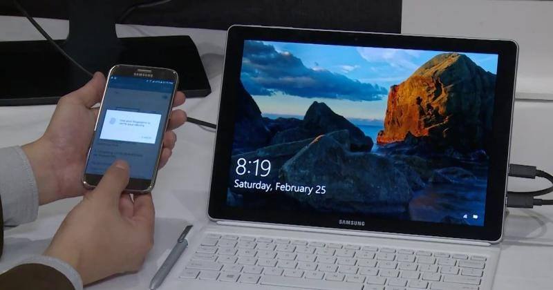 Galaxy Book and Samsung Flow interaction demonstrated